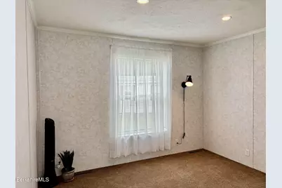 6 Seneca Dr, North Adams, MA 01247 - Photo 15