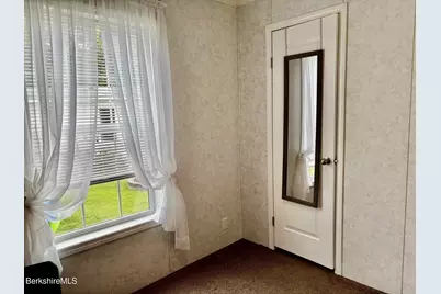 6 Seneca Dr, North Adams, MA 01247 - Photo 11