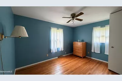 104 Tremont St, North Adams, MA 01247 - Photo 17