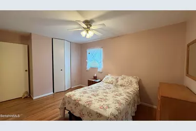 104 Tremont St, North Adams, MA 01247 - Photo 15