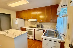 104 Tremont St, North Adams, MA 01247 - Photo 9