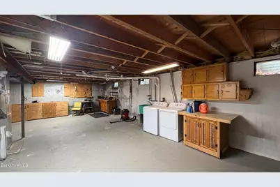 104 Tremont St, North Adams, MA 01247 - Photo 19