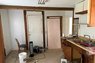 141 Dewey Ave, Pittsfield, MA 01201 - Photo 7