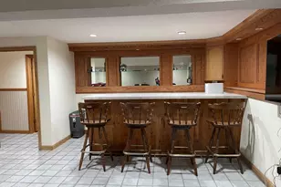 851 E New Lenox Rd, Pittsfield, MA 01201 - Photo 39