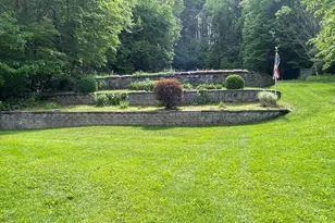 851 E New Lenox Rd, Pittsfield, MA 01201 - Photo 51
