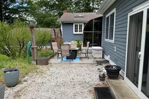 851 E New Lenox Rd, Pittsfield, MA 01201 - Photo 47