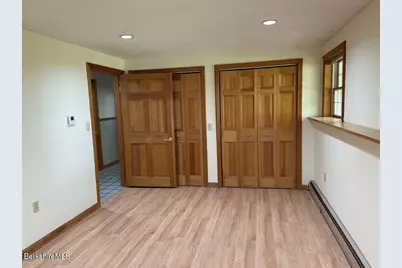 851 E New Lenox Rd, Pittsfield, MA 01201 - Photo 35