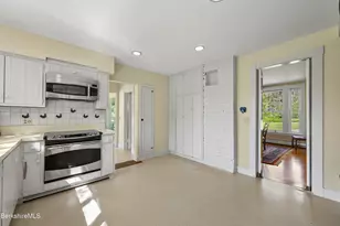 214 Gale Rd, Williamstown, MA 01267 - Photo 27