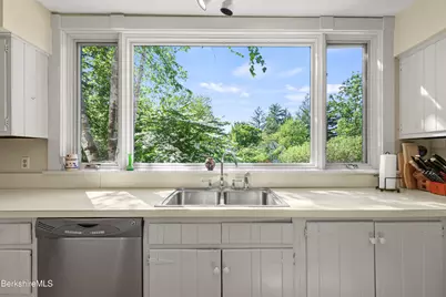 214 Gale Rd, Williamstown, MA 01267 - Photo 25