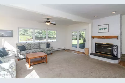 10 Park Dr, Lanesborough, MA 01237 - Photo 17