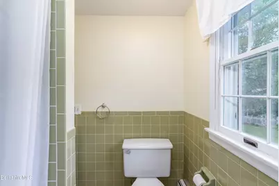 10 Park Dr, Lanesborough, MA 01237 - Photo 33