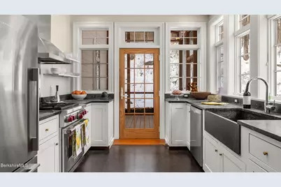 127 Monument Valley Rd, Great Barrington, MA 01230 - Photo 15