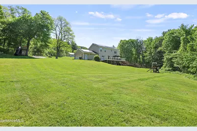 19 Terrace Dr, New Lebanon, NY 12125 - Photo 9