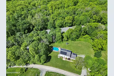 19 Terrace Dr, New Lebanon, NY 12125 - Photo 5