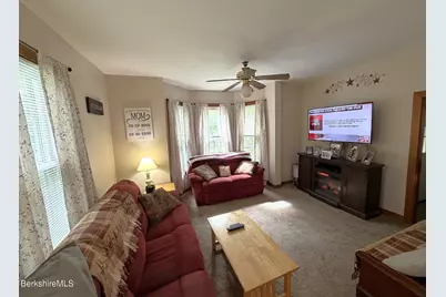30 Richview Ave, North Adams, MA 01247 - Photo 7