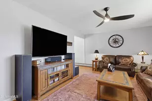 18 Greenings Ave, Pittsfield, MA 01201 - Photo 9