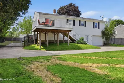18 Greenings Ave, Pittsfield, MA 01201 - Photo 41