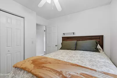 18 Greenings Ave, Pittsfield, MA 01201 - Photo 33