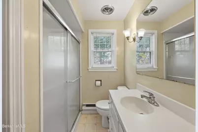 28 Hopewell Dr, Pittsfield, MA 01201 - Photo 29