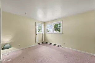 28 Hopewell Dr, Pittsfield, MA 01201 - Photo 21