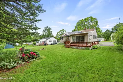 28 Hopewell Dr, Pittsfield, MA 01201 - Photo 37
