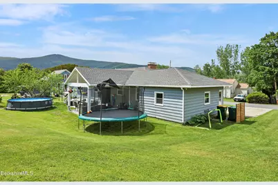 18 Dubis St, Adams, MA 01220 - Photo 35