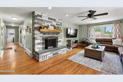 18 Dubis St, Adams, MA 01220 - Photo 17