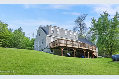 46 Woodlawn Ave, North Adams, MA 01247 - Photo 35