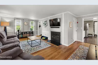 46 Woodlawn Ave, North Adams, MA 01247 - Photo 5