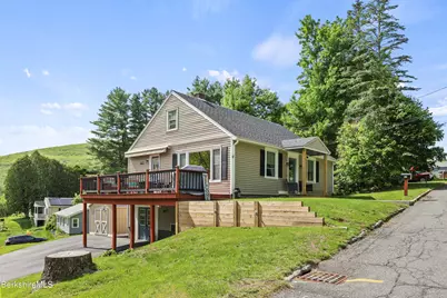 457 N Eagle St, Clarksburg, MA 01247 - Photo 37