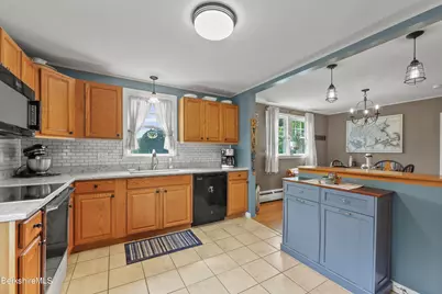 457 N Eagle St, Clarksburg, MA 01247 - Photo 7