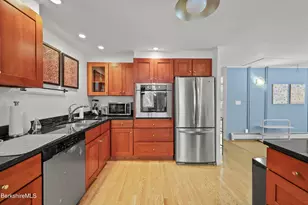 85 Pixley Rd, Great Barrington, MA 01230 - Photo 9