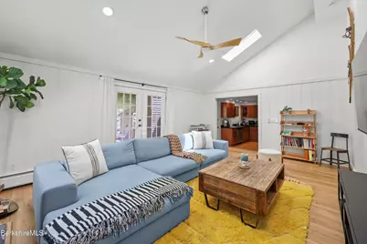 85 Pixley Rd, Great Barrington, MA 01230 - Photo 15