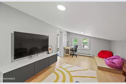 85 Pixley Rd, Great Barrington, MA 01230 - Photo 31