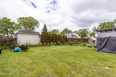 82-84 Parkside Ave, Pittsfield, MA 01201 - Photo 19