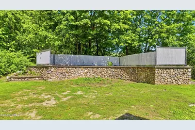125 Friend St, Adams, MA 01220 - Photo 29