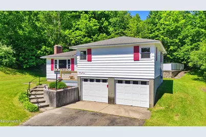 125 Friend St, Adams, MA 01220 - Photo 3