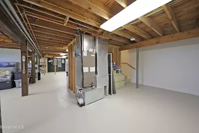 154 Plunkett St, Lenox, MA 01240 - Photo 39