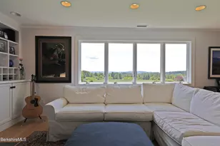 154 Plunkett St, Lenox, MA 01240 - Photo 9
