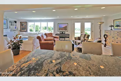 154 Plunkett St, Lenox, MA 01240 - Photo 17