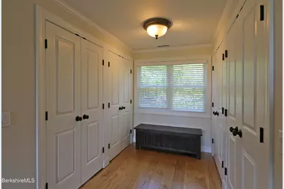 154 Plunkett St, Lenox, MA 01240 - Photo 33