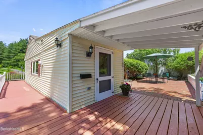 29 Cecelia Ter, Pittsfield, MA 01201 - Photo 23