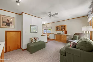 29 Cecelia Terrace, Pittsfield, MA 01201 - Photo 5