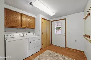 29 Cecelia Terrace, Pittsfield, MA 01201 - Photo 13