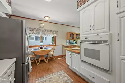 29 Cecelia Ter, Pittsfield, MA 01201 - Photo 11