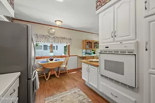 29 Cecelia Terrace, Pittsfield, MA 01201 - Photo 11