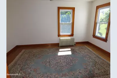 32 Valley St, Adams, MA 01220 - Photo 23