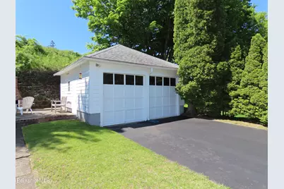 32 Valley St, Adams, MA 01220 - Photo 37