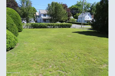 32 Valley St, Adams, MA 01220 - Photo 41