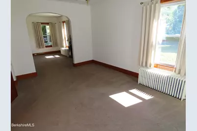 32 Valley St, Adams, MA 01220 - Photo 11